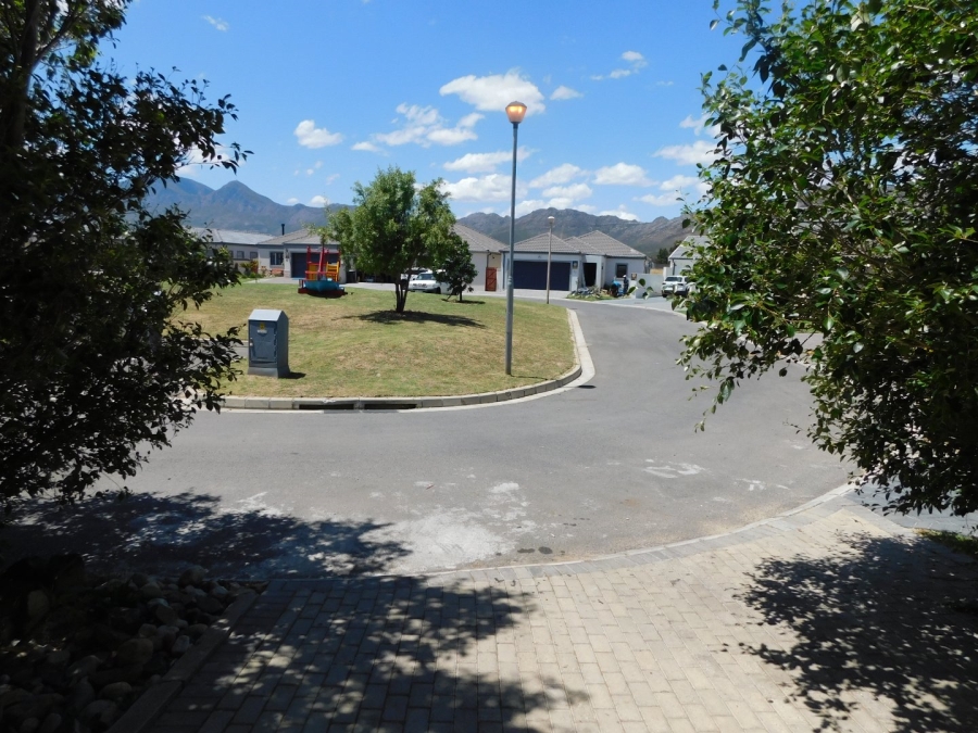 To Let 4 Bedroom Property for Rent in Gordons Bay Central Western Cape